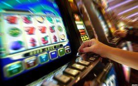 18wi nạp rút tiền MoMo ZaloPay VNPay